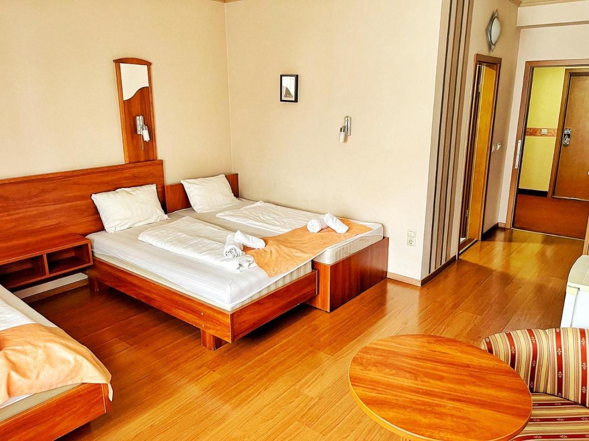 Hotel Alkotmany Vendeghaz Sárvár Exteriér fotografie